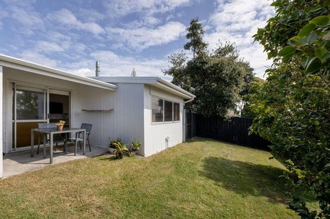 Photo of property in 1126 Papamoa Beach Road, Papamoa Beach, Papamoa, 3118