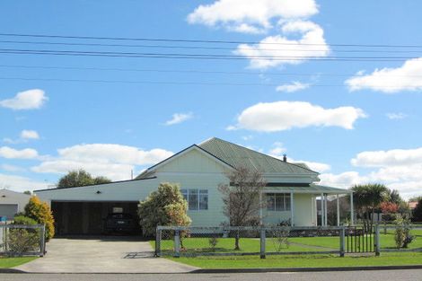 Photo of property in 20 Ross Street, Marton, 4710