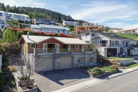 Photo of property in 106 Panorama Terrace, Queenstown, 9300