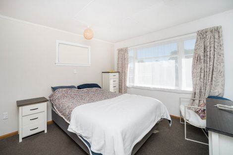 Photo of property in 32 Aberdeen Avenue, Takaro, Palmerston North, 4412
