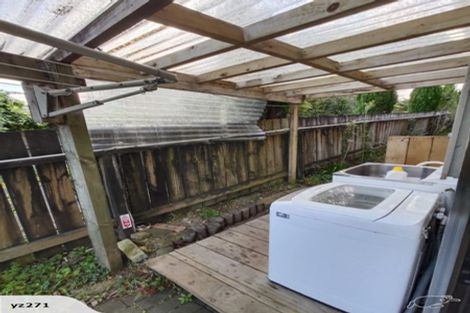 Photo of property in 3 Sunset Road, Totara Vale, Auckland, 0632