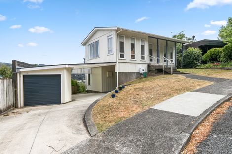 Photo of property in 19 Summit Road, Fairfield, Lower Hutt, 5011