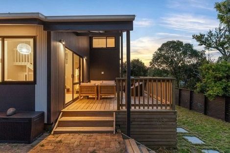 Photo of property in 2/4 Catrina Avenue, Birkenhead, Auckland, 0626