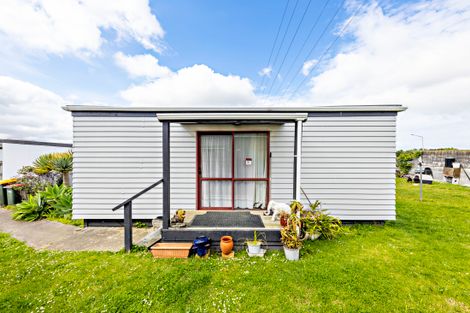 Photo of property in 1/21 Solveig Place, Randwick Park, Auckland, 2105