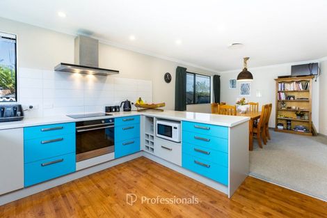 Photo of property in 18 Clearwater Terrace, Brown Owl, Upper Hutt, 5018