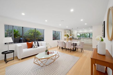 Photo of property in 104 San Marino Drive West, Henderson, Auckland, 0612