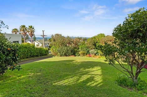 Photo of property in 98 Hebron Road, Waiake, Auckland, 0630
