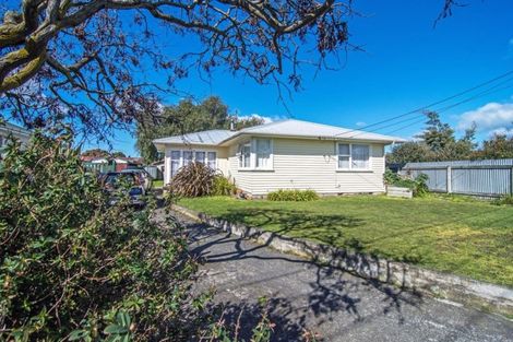 Photo of property in 97 Cameron Crescent, Masterton, 5810