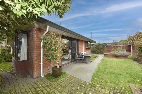 Photo of property in 21 Ben Nevis Drive, Broomfield, Christchurch, 8042