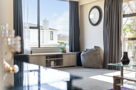 Photo of property in 7a Parkinson Close, Whitby, Porirua, 5024