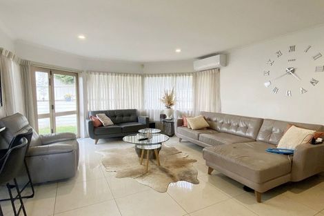 Photo of property in 2 Carbisdale Road, Flat Bush, Auckland, 2016