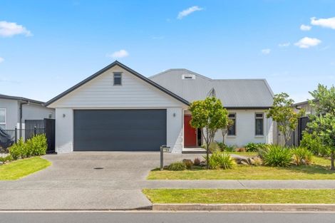 Photo of property in 104 Coast Boulevard, Papamoa Beach, Papamoa, 3118