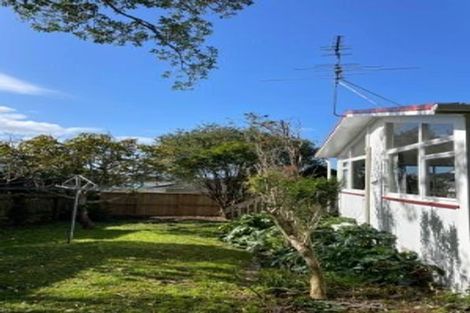 Photo of property in 110 Roberts Road, Te Atatu South, Auckland, 0610