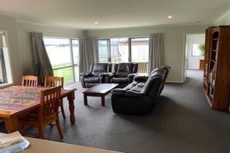 Photo of property in 23 Lewis Crescent, Rolleston, 7614