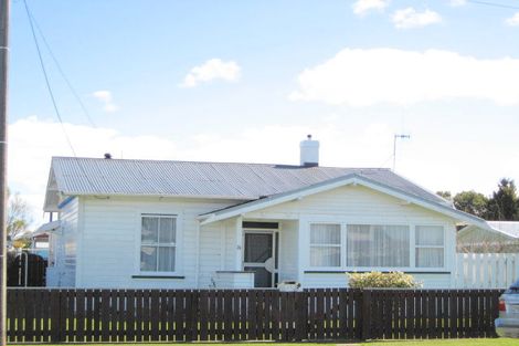 Photo of property in 26 Ross Street, Marton, 4710