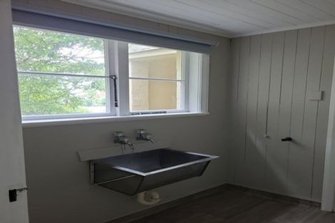 Photo of property in 47-47a Milton Road, Bluff Hill, Napier, 4110