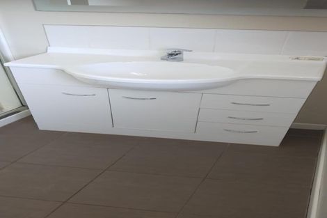 Photo of property in 5 Sheffield Street, Awapuni, Palmerston North, 4412