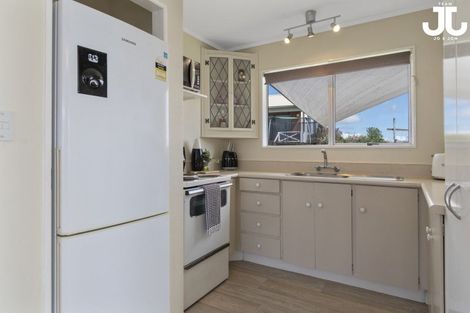 Photo of property in 38b Kaitemako Road, Welcome Bay, Tauranga, 3112