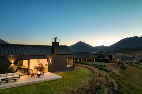 Photo of property in 3 Wanderer Lane, Jacks Point, Queenstown, 9371