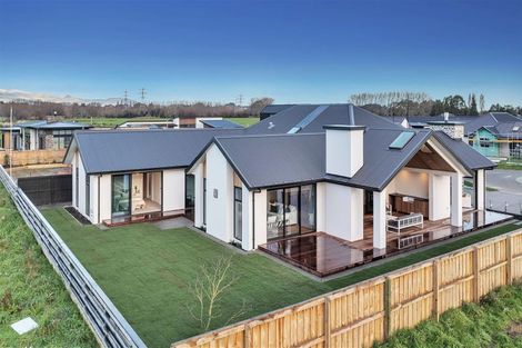 Photo of property in 23 Frank Ernest Crescent, Prebbleton, 7676