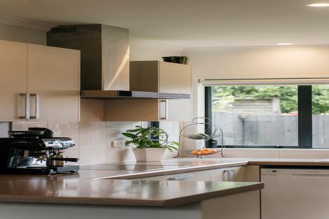 Photo of property in 17a Callis Avenue, Opaheke, Papakura, 2113