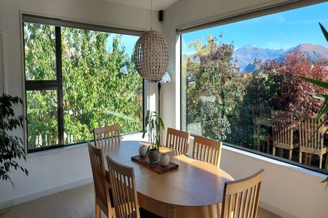 Photo of property in 9 Fastness Crescent, Wanaka, 9305