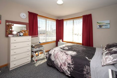 Photo of property in 83 Vancouver Crescent, Wainoni, Christchurch, 8061