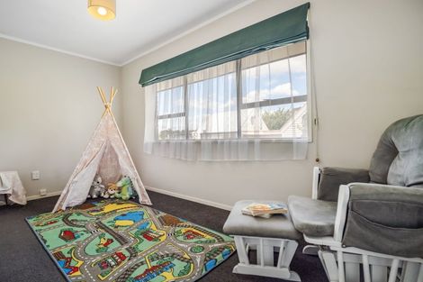 Photo of property in 12 Stirling Place, Dinsdale, Hamilton, 3204