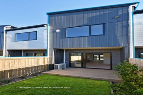 Photo of property in 6/644 Te Atatu Road, Te Atatu Peninsula, Auckland, 0610