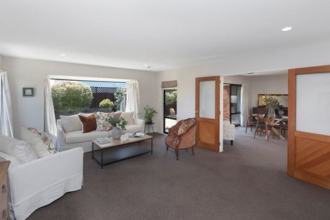 Photo of property in 16 Coniston Avenue, Ilam, Christchurch, 8041
