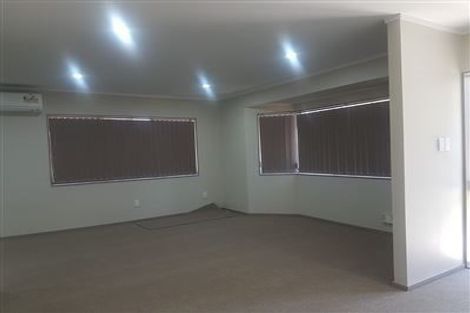 Photo of property in 2/27 Rata Street, New Lynn, Auckland, 0600