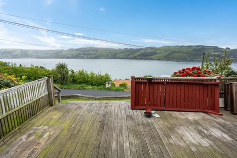 Photo of property in 13 Junction Road, Ravensbourne, Dunedin, 9022