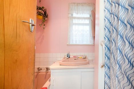 Photo of property in 46a Skerman Street, Marton, 4710