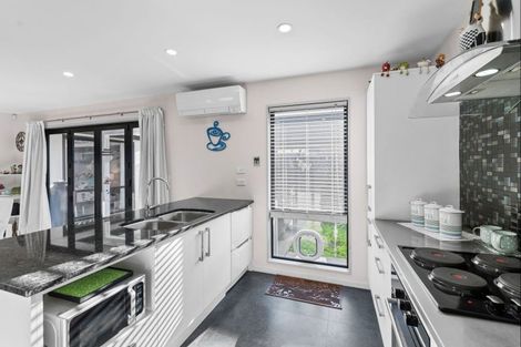 Photo of property in 27 Faringdon Boulevard, Rolleston, 7615