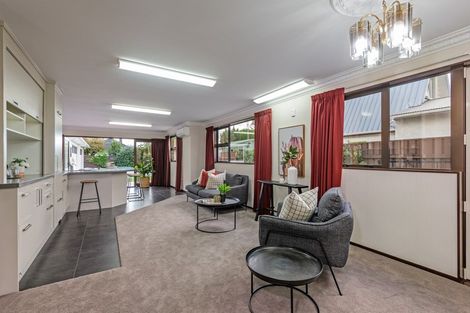 Photo of property in 18 Brightwater Terrace, Terrace End, Palmerston North, 4410