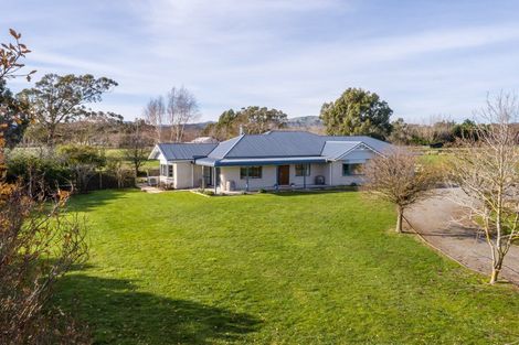 Photo of property in 15 Campbell Drive, Martinborough, 5711
