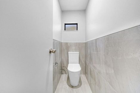Photo of property in 1/14 Santa Monica Place, Goodwood Heights, Auckland, 2105