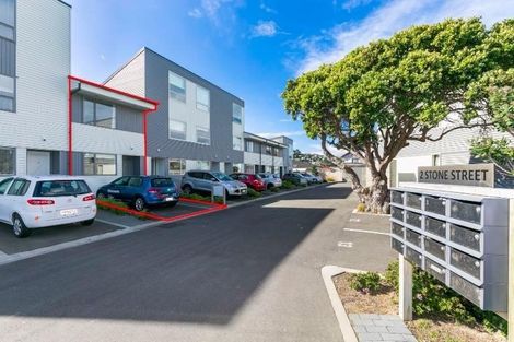 Photo of property in 2u3 Stone Street, Miramar, Wellington, 6022