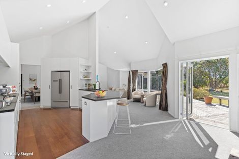 Photo of property in 296 Oaia Road, Muriwai, Waimauku, 0881