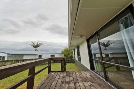 Photo of property in 79a/1 Colwill Road, Massey, Auckland, 0614