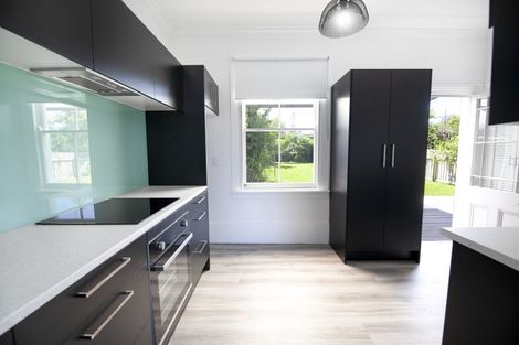 Photo of property in 164 Wellesley Road, Napier South, Napier, 4110