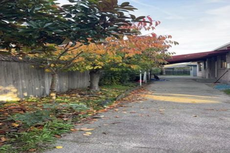 Photo of property in 5 Haslett Place, Upper Riccarton, Christchurch, 8041