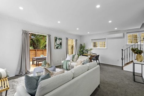 Photo of property in 128 Manuka Street, Stokes Valley, Lower Hutt, 5019