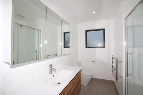 Photo of property in 2a Otaimako Place, Mangere, Auckland, 2022