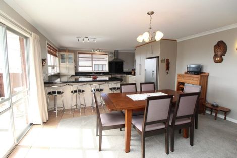 Photo of property in 145 Regan Street, Stratford, 4332