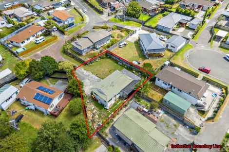 Photo of property in 11 Lori Place, Massey, Auckland, 0614