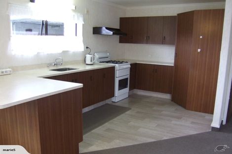 Photo of property in 2/2 Broadway, Waitara, 4320