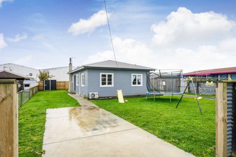 Photo of property in 30 Ngaire Street, Longburn, Palmerston North, 4412