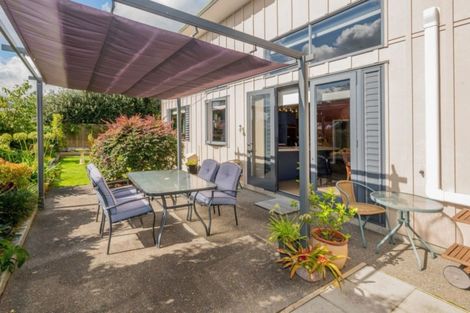 Photo of property in 8a Queenwood Road, Levin, 5510