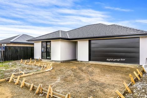 Photo of property in 40 Mehrtens Crescent, Woodend, 7691